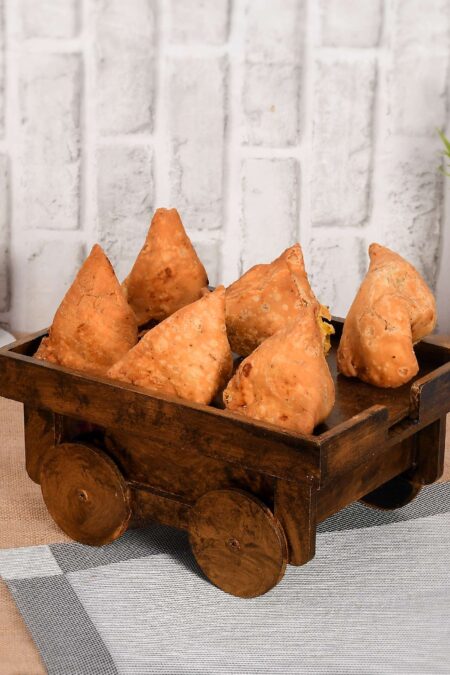 Wooden samosa tray